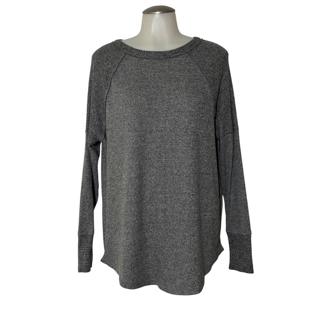 SO Raglan Knit Top Women L Grey Long Sleeve Ribbed Curved Hem NEW w/o tag Nice!!